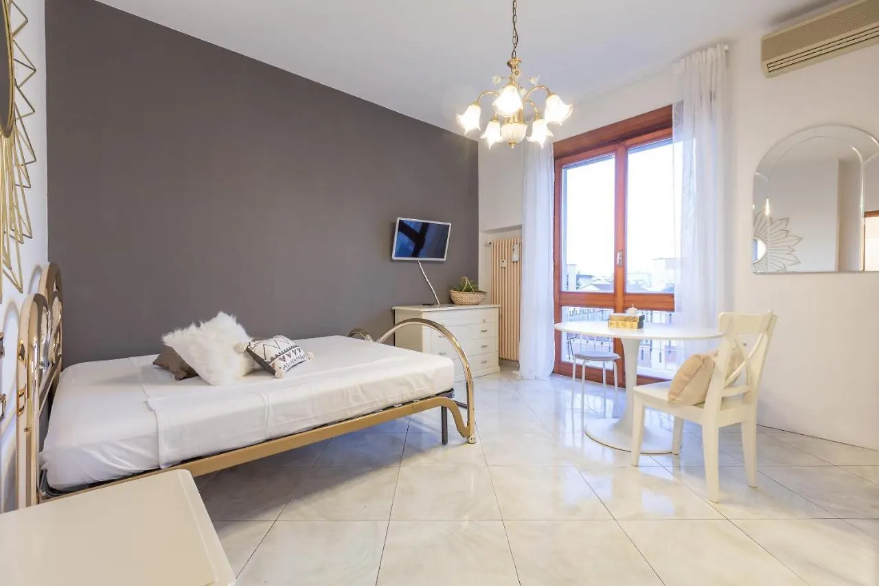 Apartment Casa Da Suite Eccelsa Milan Italy